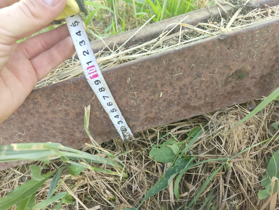 Продам рельсы 2 шт