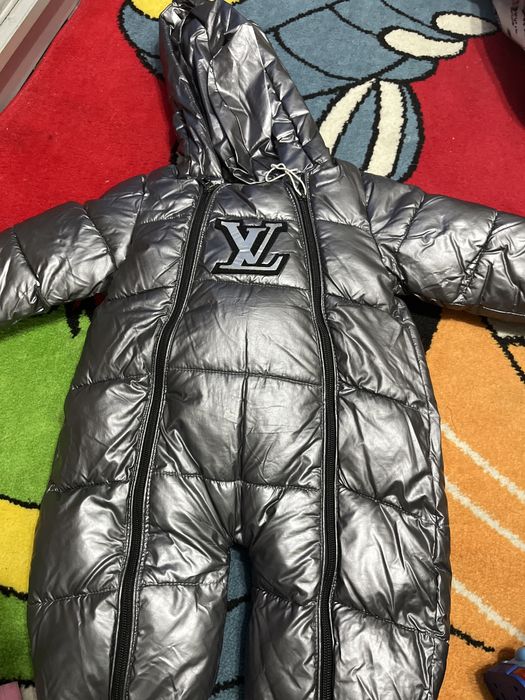 Продам комбинизон