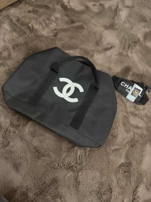 geanta de umar chanel