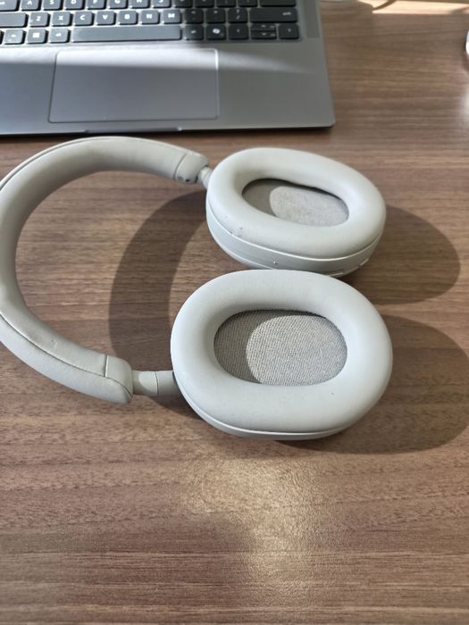 Casti Sony WH-1000XM5
