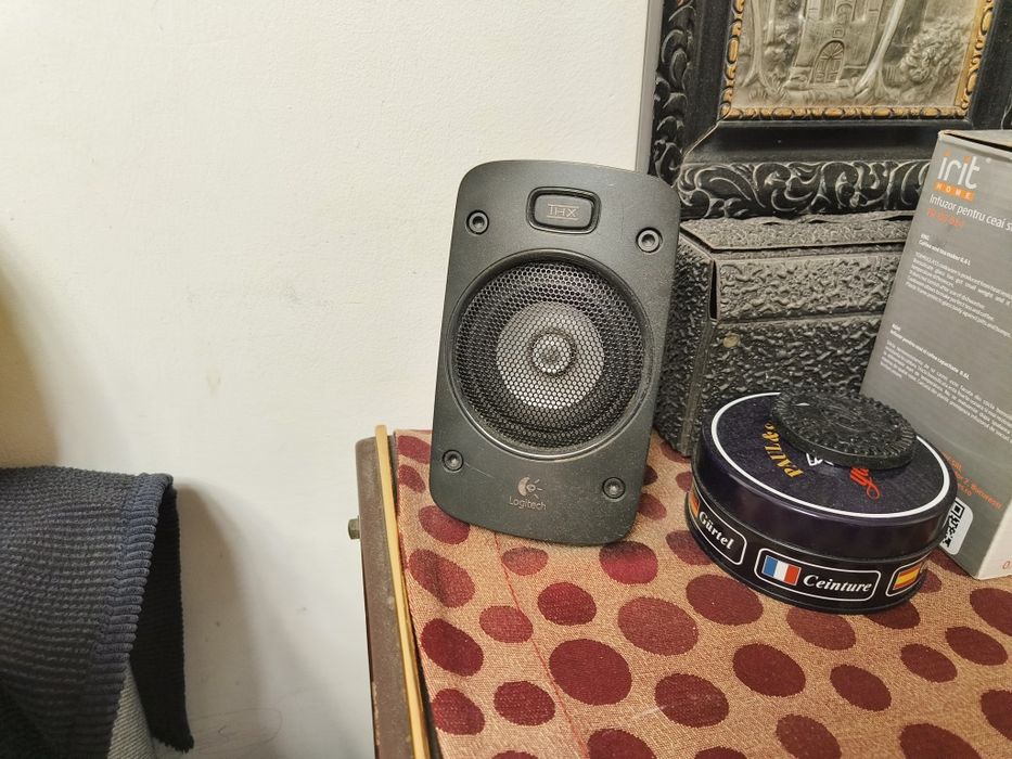 Sistem Logitech Z906