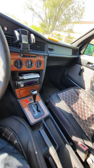 Продам Mercedes-Benz 190
