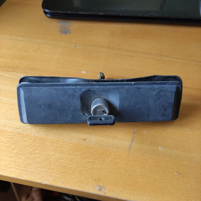 Замок для задней двери Дамаса