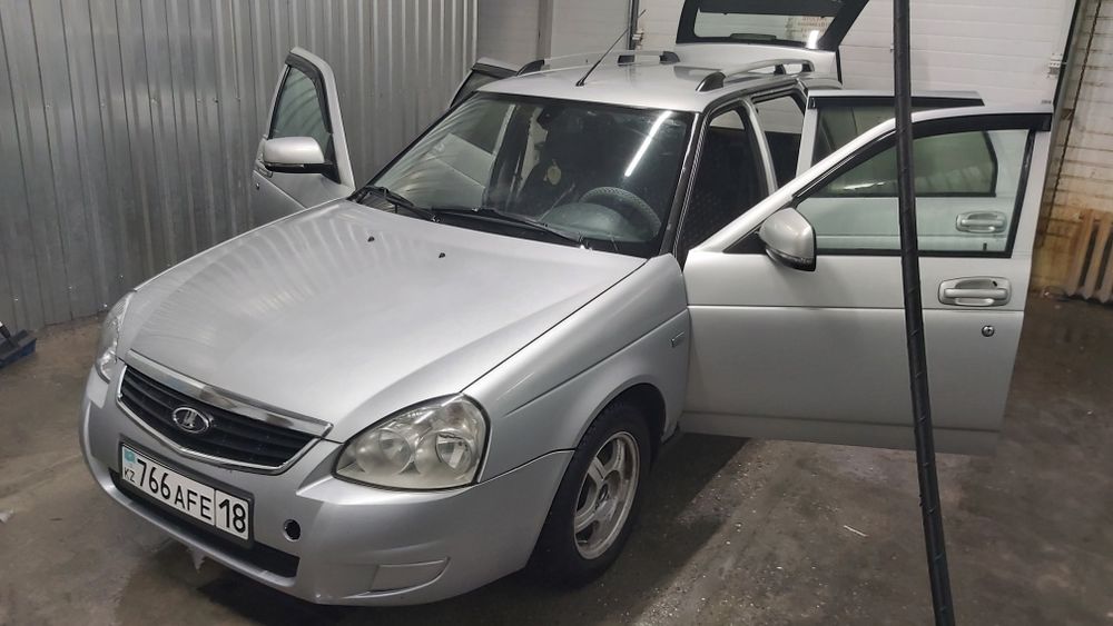 Продам приору универсал