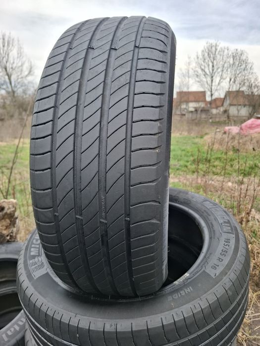 Vand 2 anvelope 195 55 16 michelin  de vara bune dot 2020