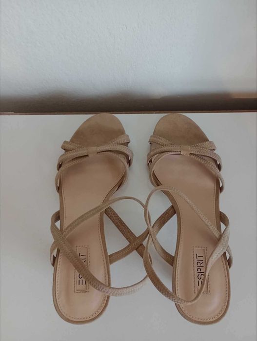 Обувки - сандали Esprit бежови размер 38