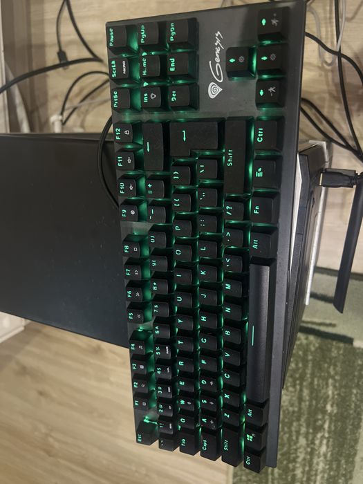 Гейминг клавиатура Genesis thor 300 tkl