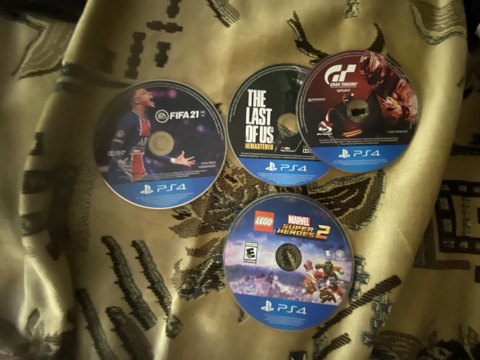 Диски на PlayStation