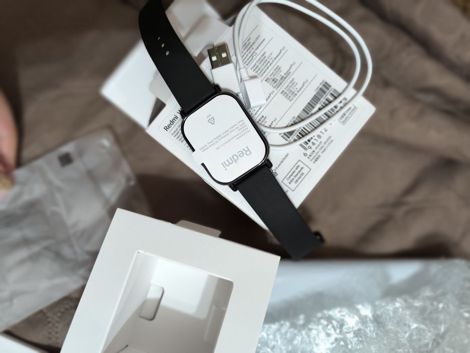 Продам часы новые,не пользовались совсем