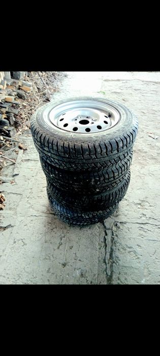 Продам зимнюю резину