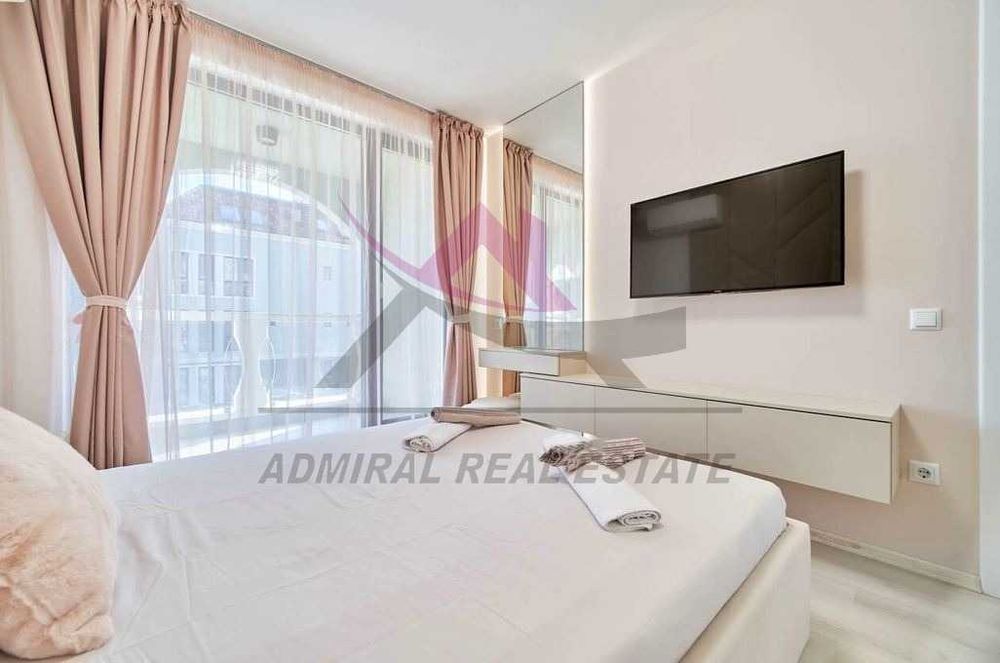 Дава се под наем Двустаен апартамент в Варна, м-т Траката - 60 кв.м за 900 € - Снимка #3