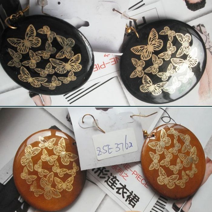 Серьги с узорами (в 2-х расцветках)