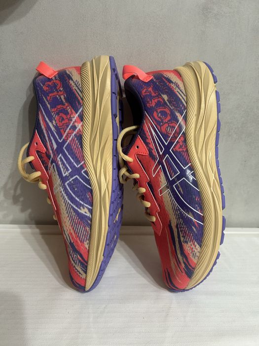 Asics-Дамски маратонки