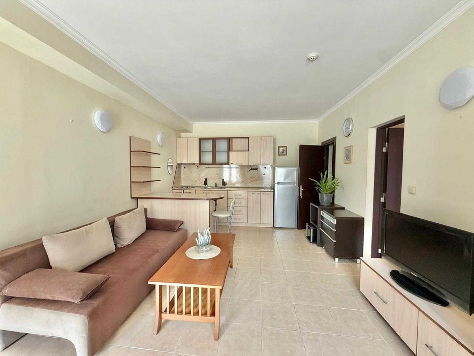Продава се Четиристаен апартамент в Свети Влас - 121 кв.м за 527 €/кв.м - Снимка #2