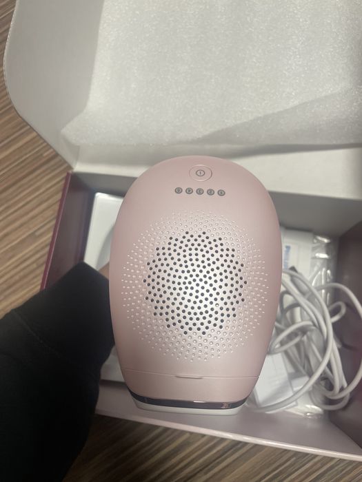 Фотоепилатор Philips Lumea