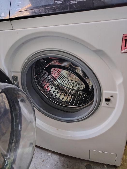 Продам стиральную машинку Shivaki