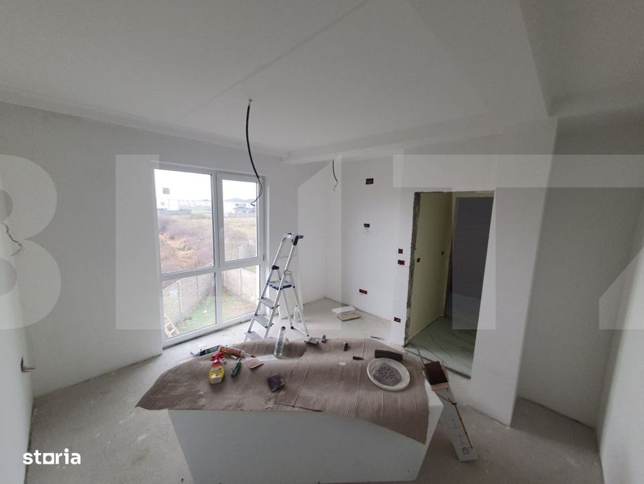 Duplex modern despartit prin bucatarie si camara