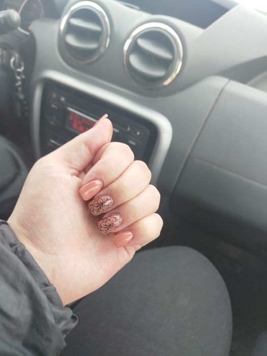 Нужны модели на ногти