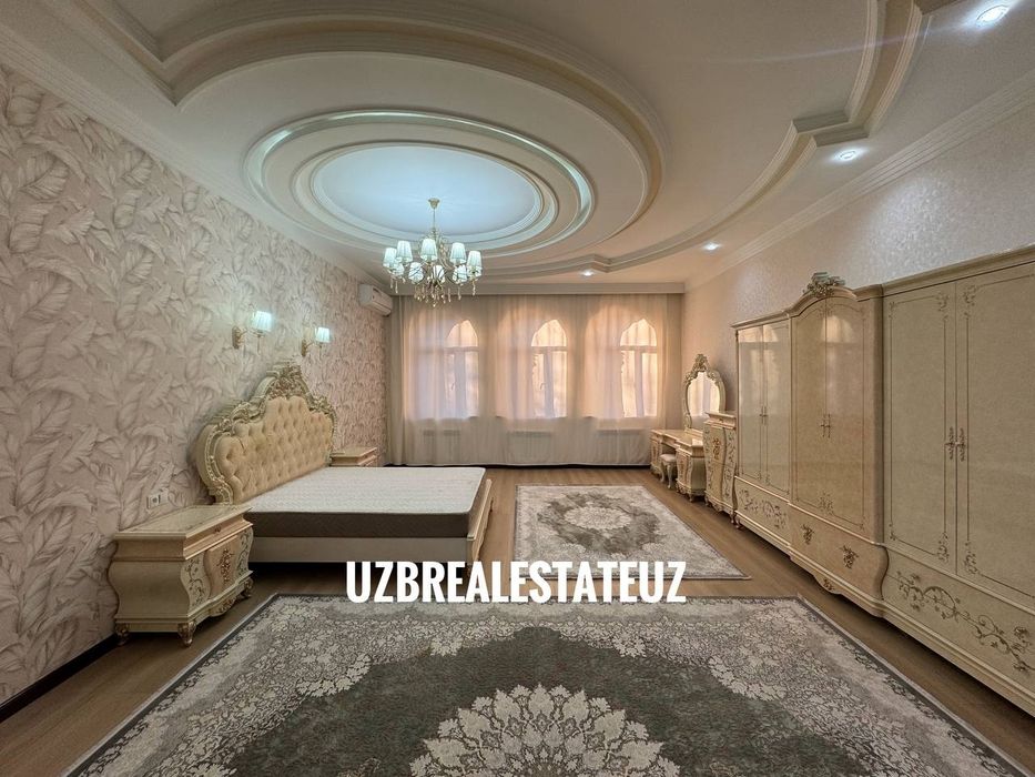 Срочно срочно продается шикарный Евродом самом центре города Ракат