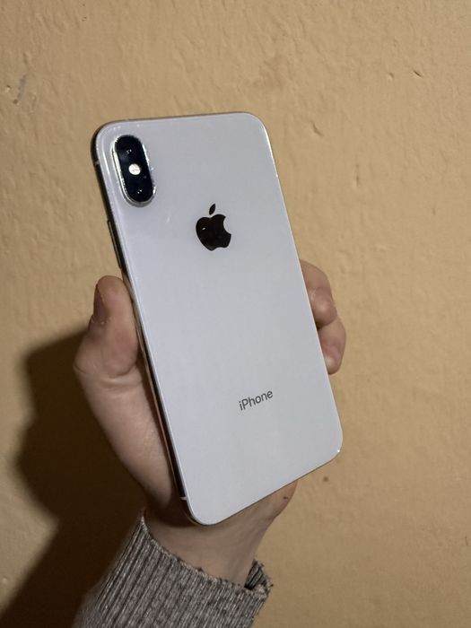 iPhone Xs 64 GB