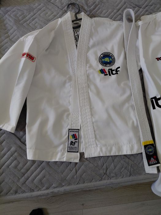 Kimono Taekwondo  NOU!