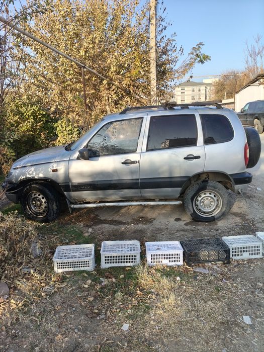 Chevrolet Niva 2003
