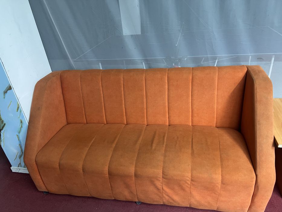 Диван оранжевый 3 штуки