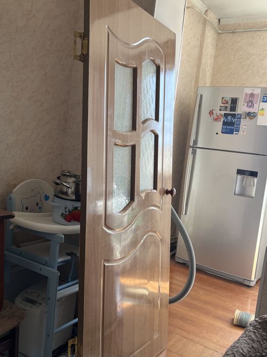 Тегін есік беремін.