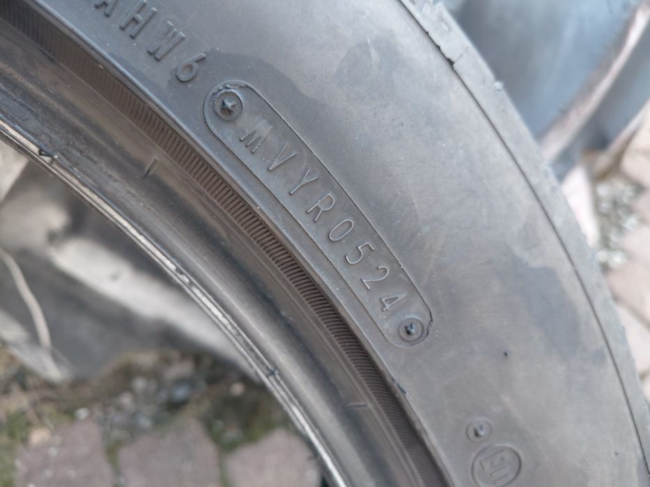 275/40/21" Falken 4бр.гуми.дот2023