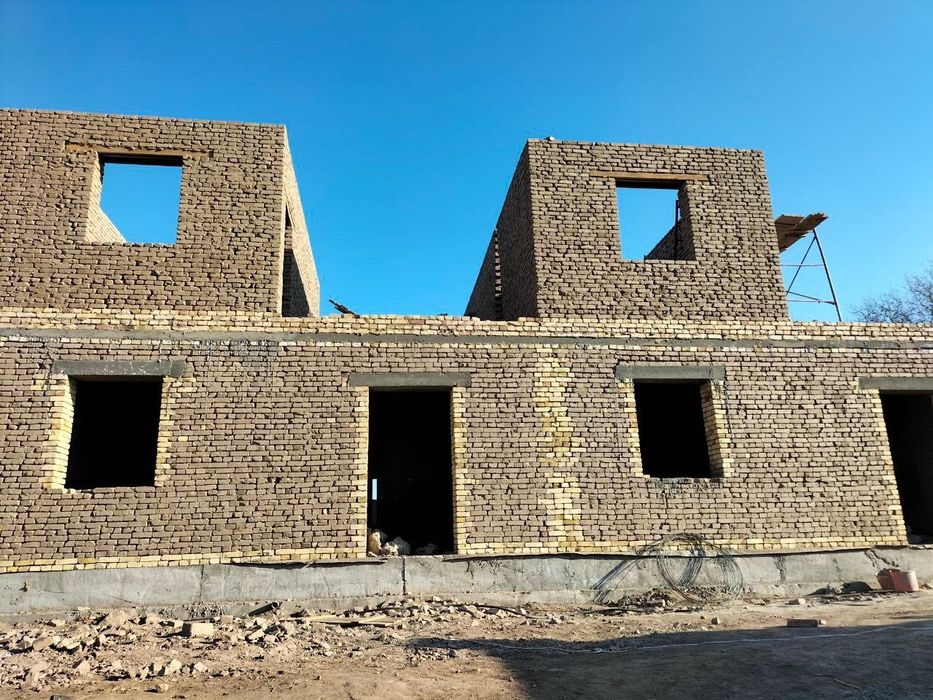 Urganch shahrida uy sotiladi