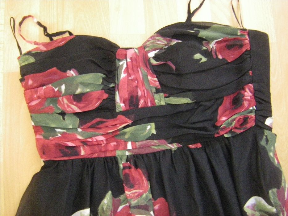 Стилни официални рокли