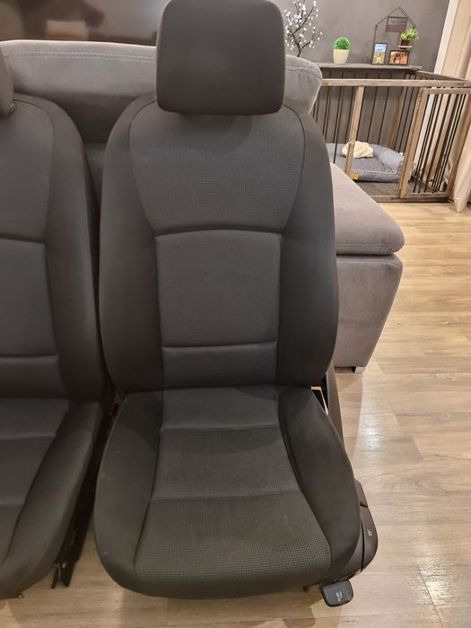 Interior Negru Textil Scaune/Bancheta Rabatabila BMW F11  F10