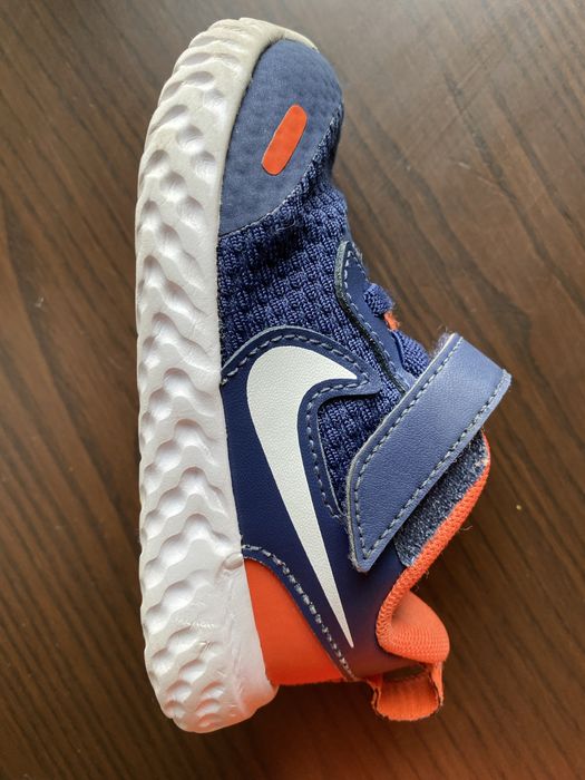 Nike Revolution 5, номер 22