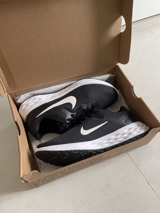 Абсолютно новые Nike Running