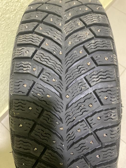 Шины Michelin 185/65/15 с шипами
