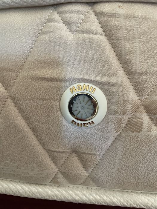 Продавам матрак 200/200