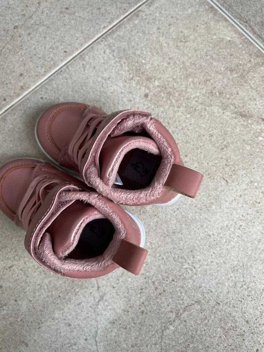 Бебешки топли боти