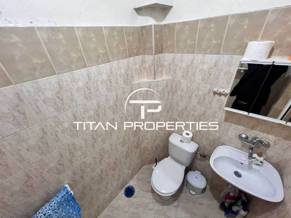 Дава се под наем Двустаен апартамент в Бургас, Център - 70 кв.м за 510 € - Снимка #8