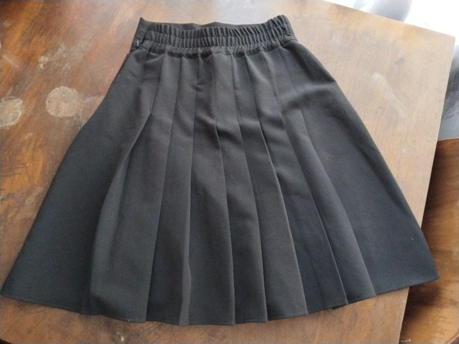 Продаю одежду для подростка