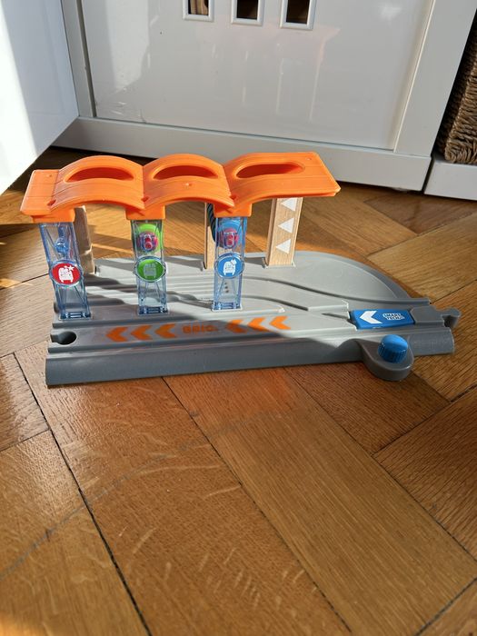 Brio - Spălătorie inteligentă pentru trenuri Brio