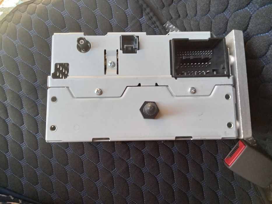 Продам магнитолу