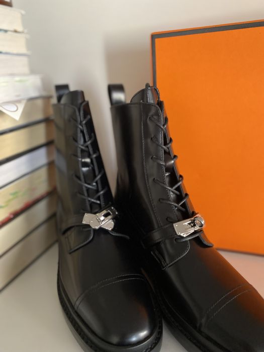 Обувь осеняя HERMES