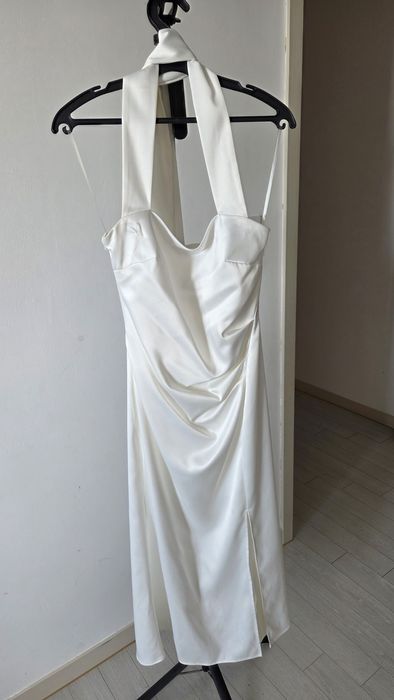 Продам платья не дорого