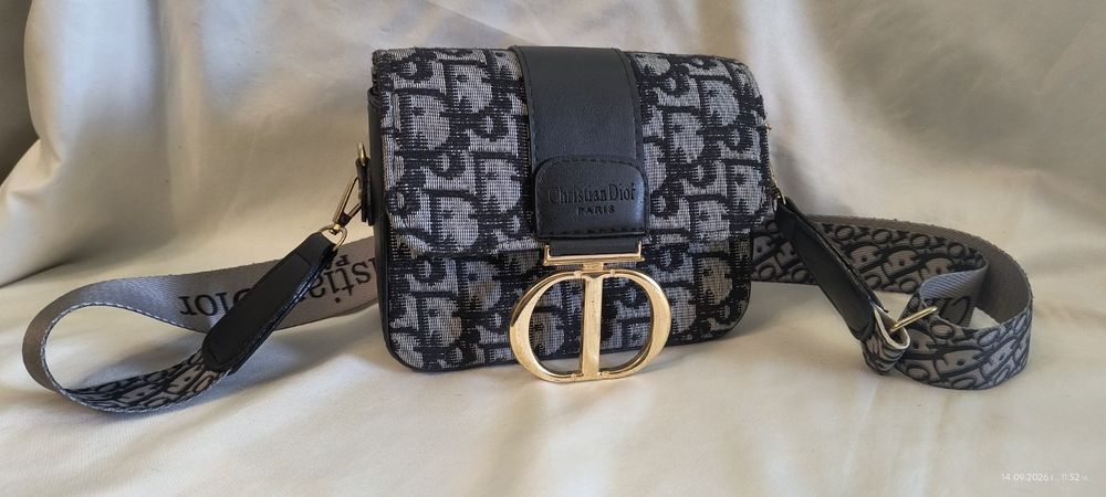 Дамска чанта в стил Dior 30 Montaigne