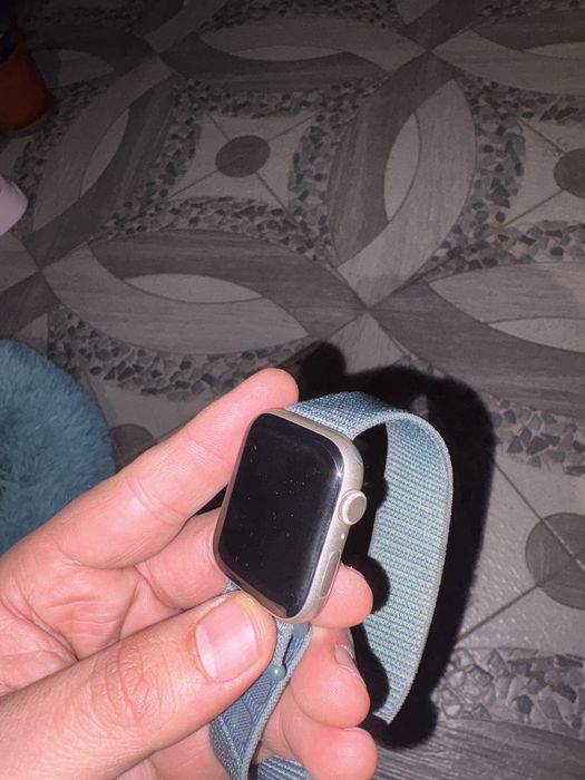 Airpods Pro 2nd Generation/ Apple watch SE3 2024