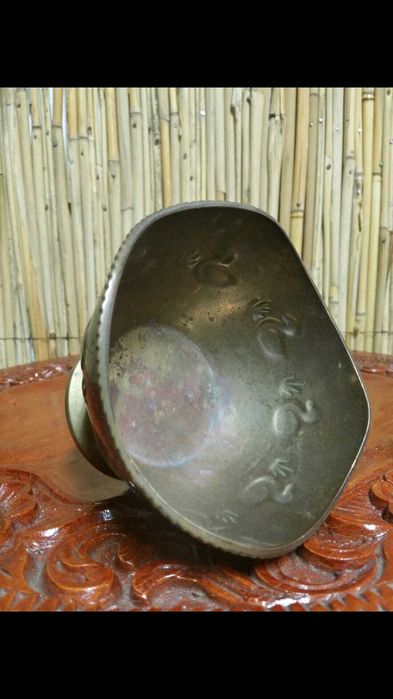 Бронзов съд. Поднос. Чиния