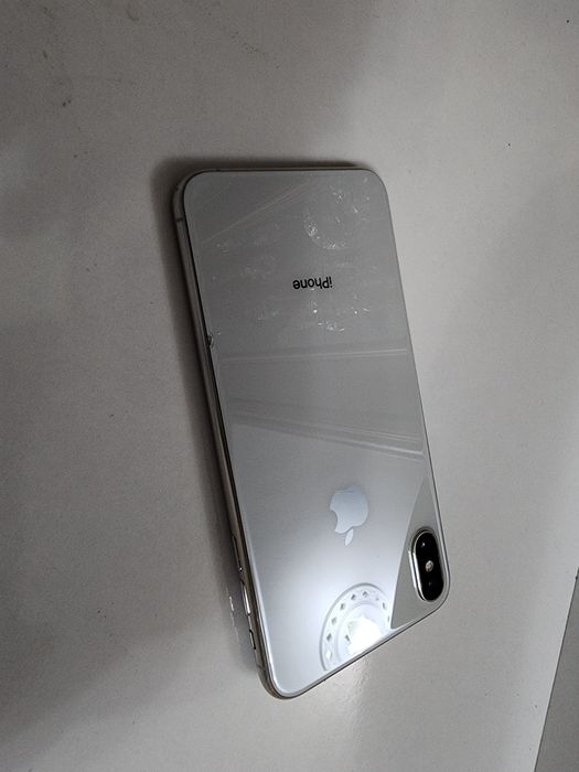 Iphone XS MAX 64GB Bat 100% Uselenniy