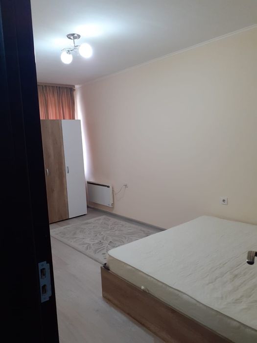 Дава се под наем Тристаен апартамент в Пловдив, Южен - 100 кв.м за 443.7 € - Снимка #3