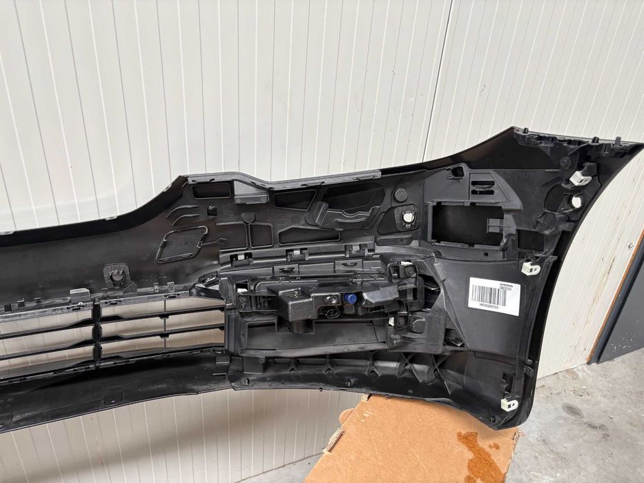 Предна броня БМВ 5 Г30 Г31 BMW 5 G30 G31