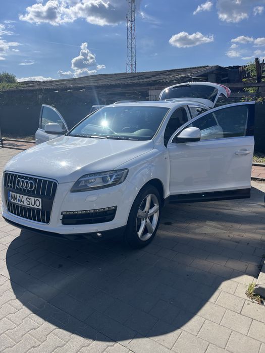AUDI Q7